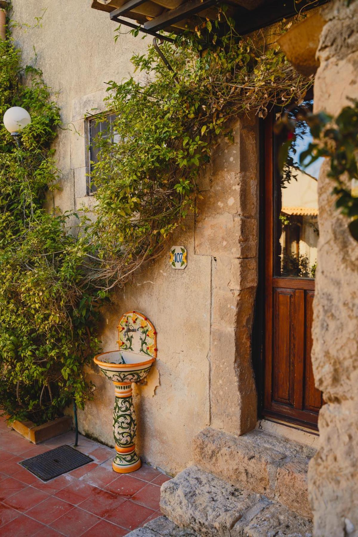 Hotel Villa Giulia Reitani ภายนอก รูปภาพ